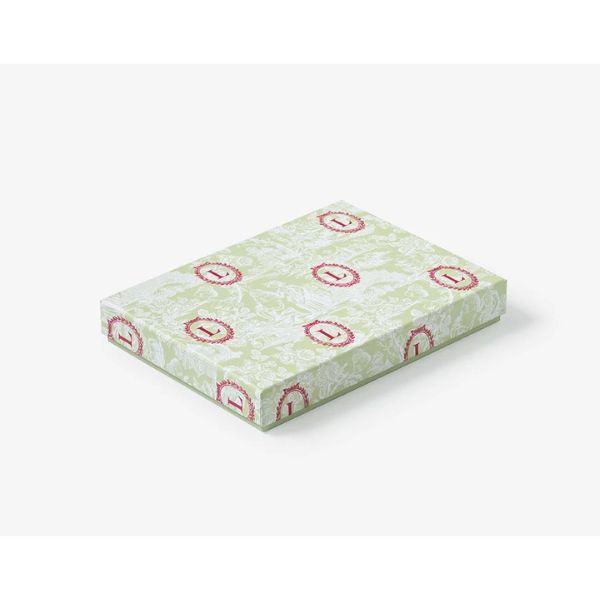 Laduree Eugenie (Hộp 12 bánh) 3 laduree-eugenie-hop-12-banh-