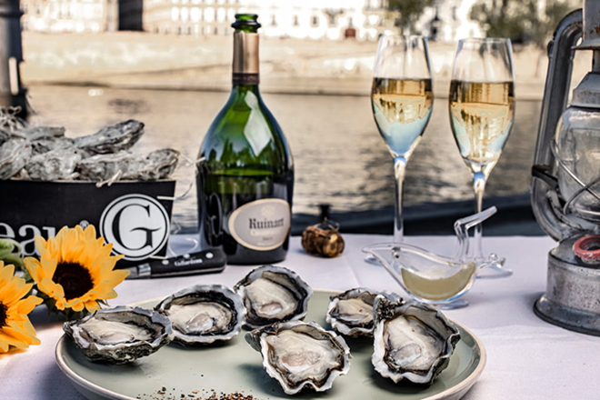 Maison-Gillardeau-slider-huitres-quai-seine