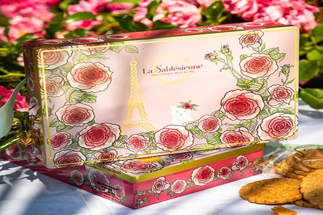 Bánh Kẹo Hộp Thiếc Nhập Khẩu Cao Cấp – Quà Tặng Sang Trọng