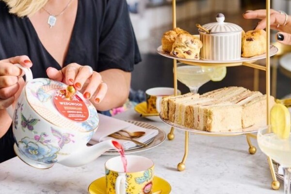 Bánh kẹo nhập khẩu Anh quốc có gì đặc biệt mà lại được nhiều người yêu thích? 2 Gợi ý bánh kẹo nhập khẩu Anh Quốc được yêu thích nhất